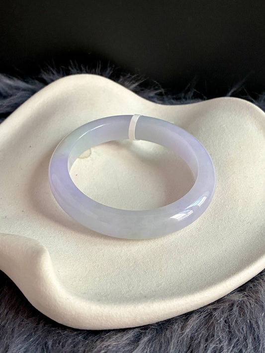 57.4mm Icy Lavender with Faint Green