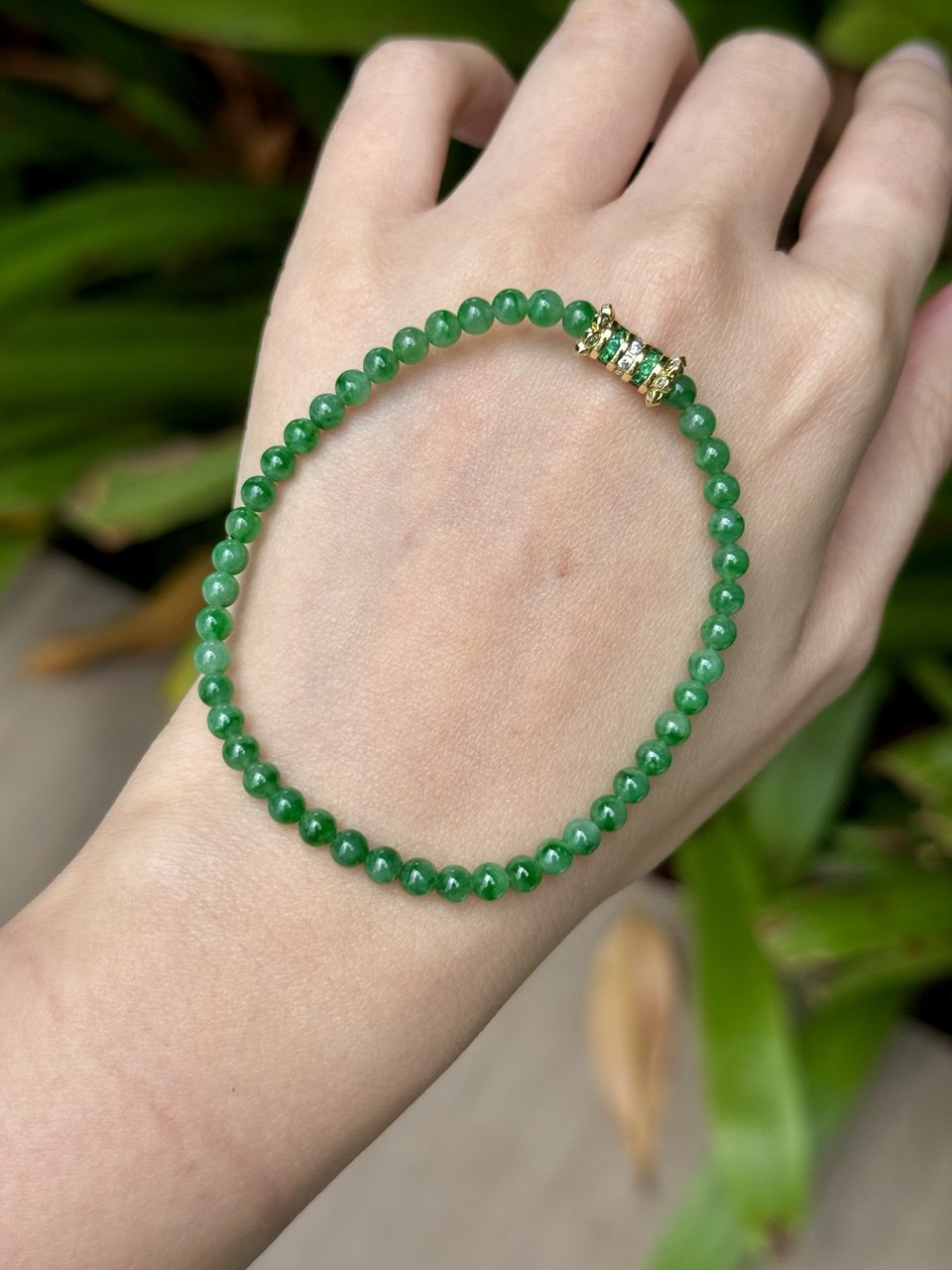 (Specially Sourced) 4.0mm Premium Spicy Sunny Green Jadeite Bracelet