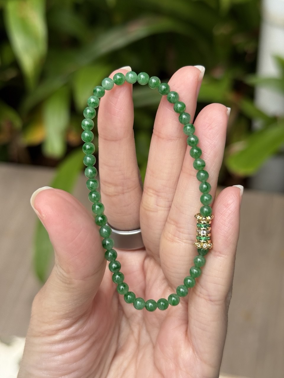 (Specially Sourced) 4.0mm Premium Spicy Sunny Green Jadeite Bracelet