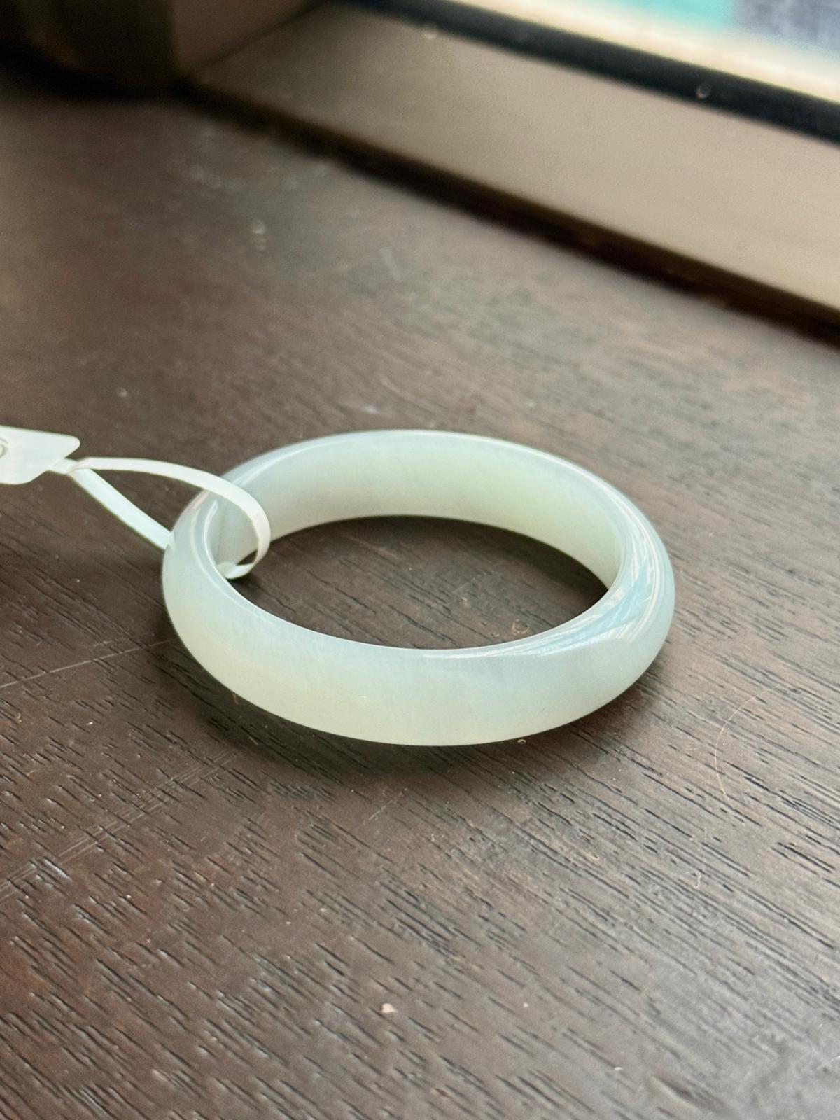 50.5mm Jelly Faint Green (Oval)