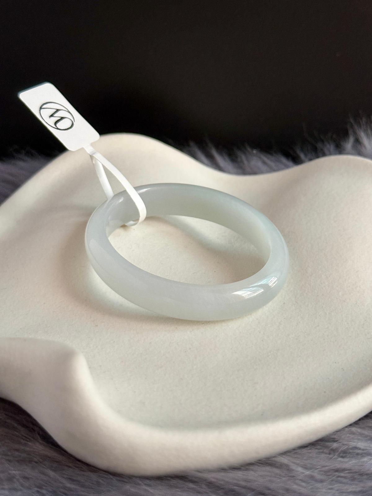 50.5mm Jelly Faint Green (Oval)