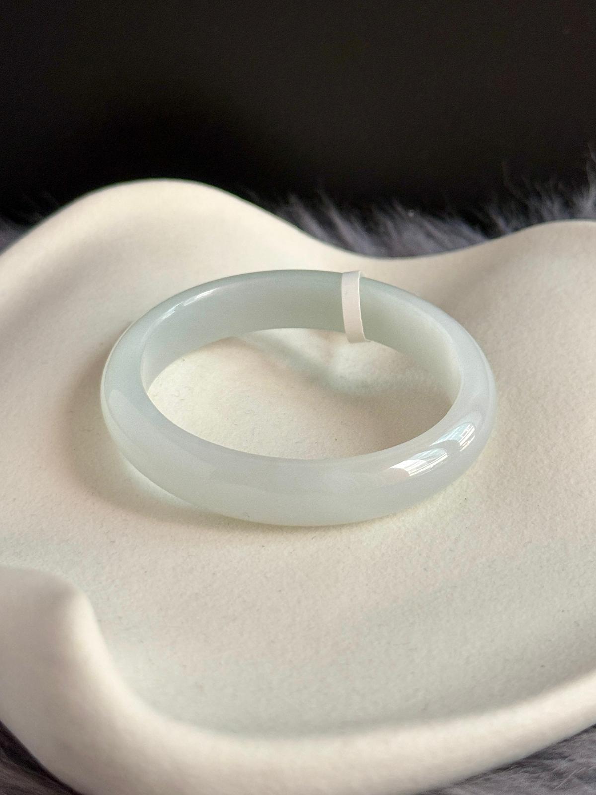 50.5mm Jelly Faint Green (Oval)