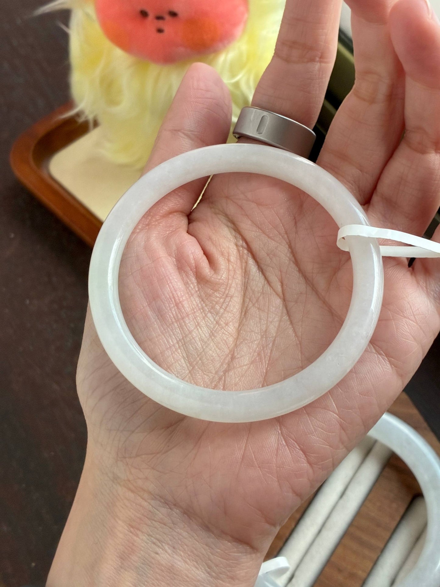 57.0mm Icy White (Slim Cut!)