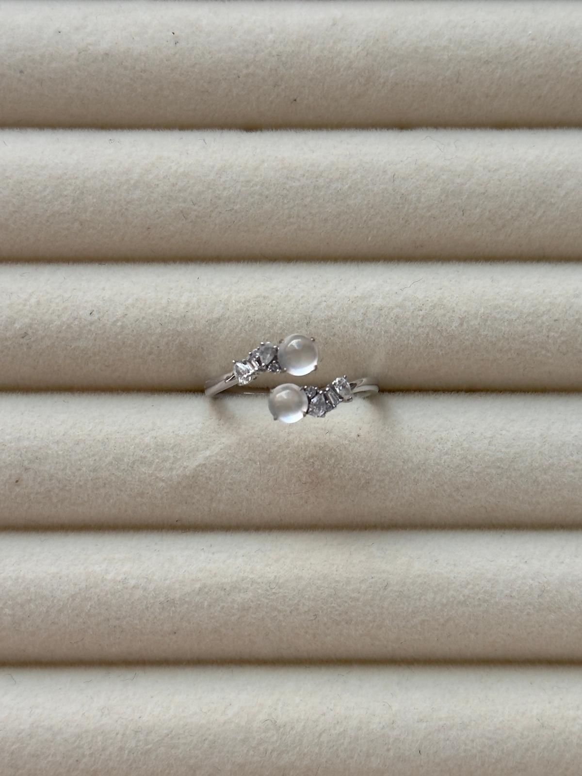 18K Parallel Dreams Open Ring (Glassy Variety)