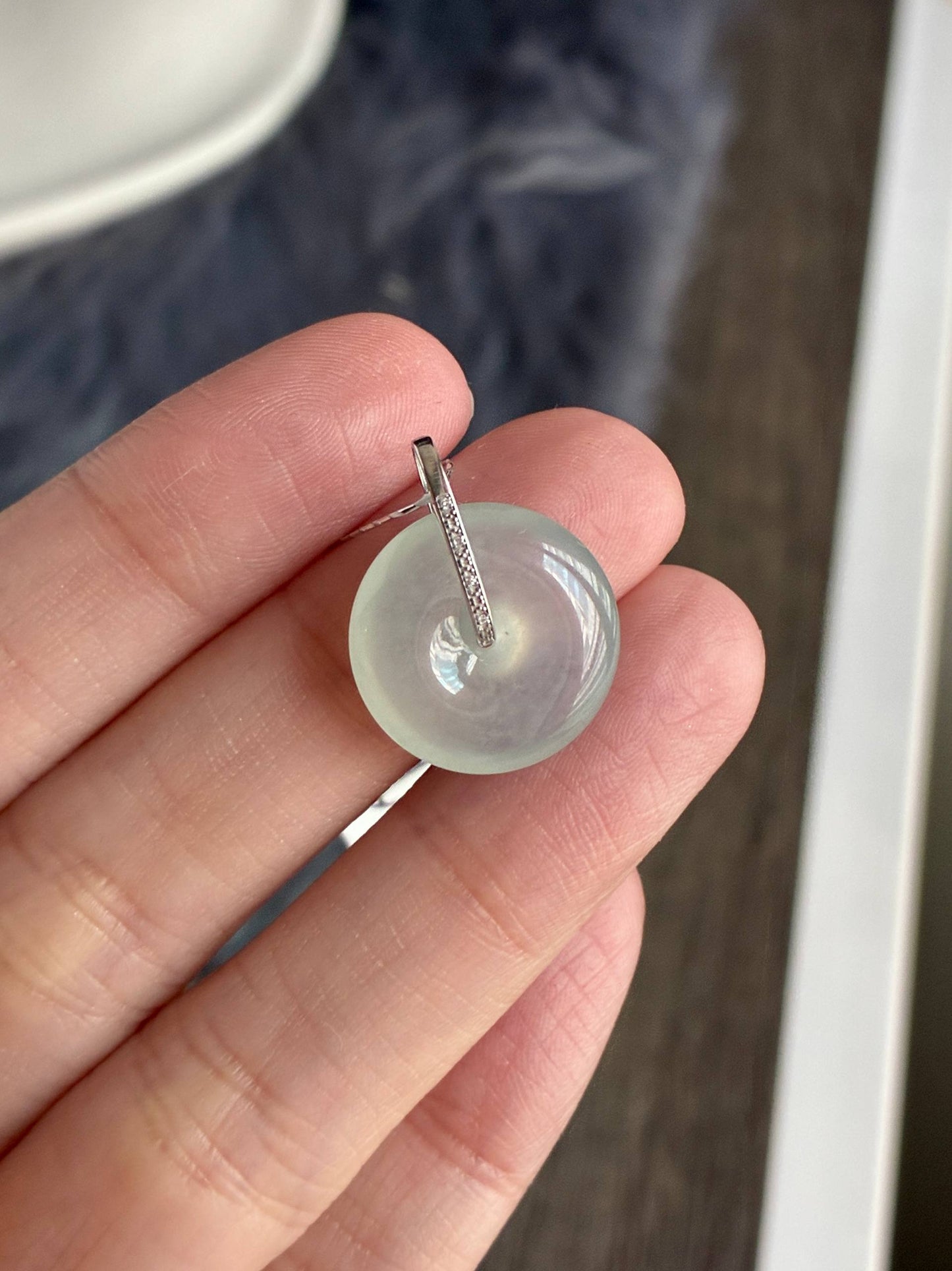 18K Icy Near Colorless Donut Pendant