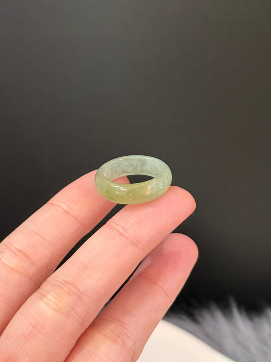 Icy Light Tea Green Ring Band (US5)